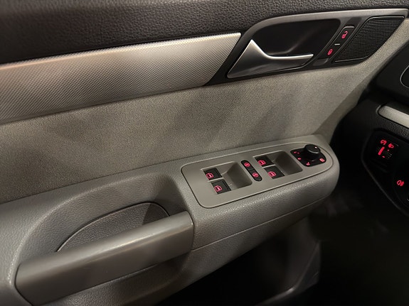 Volkswagen Sharan 27 of 30