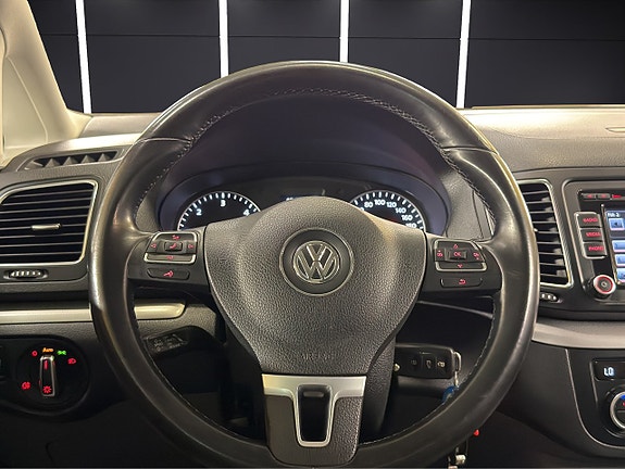 Volkswagen Sharan 24 of 30