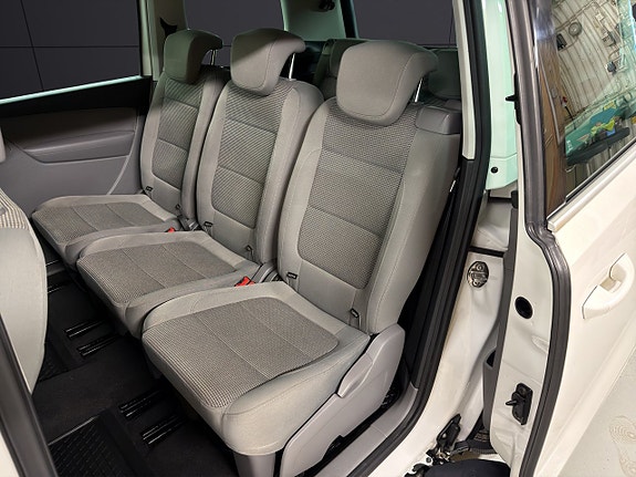 Volkswagen Sharan 23 of 30