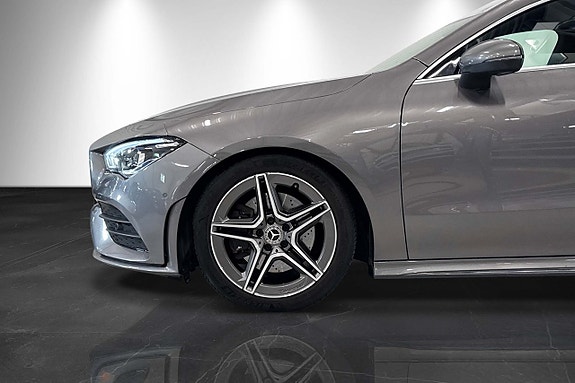 Mercedes-Benz CLA200 d 4 of 5
