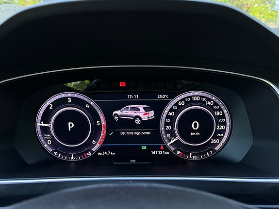 Volkswagen Tiguan 24 of 26