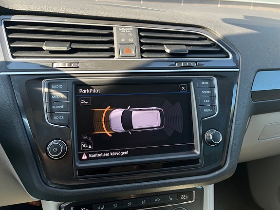 Volkswagen Tiguan 20 of 26