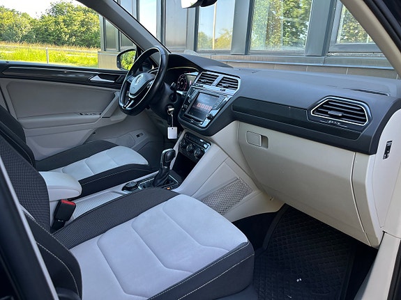 Volkswagen Tiguan 11 of 26