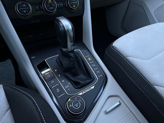 Volkswagen Tiguan 17 of 26