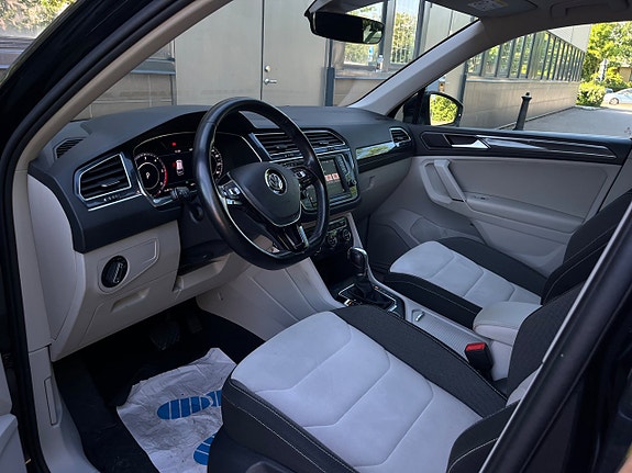 Volkswagen Tiguan 15 of 26