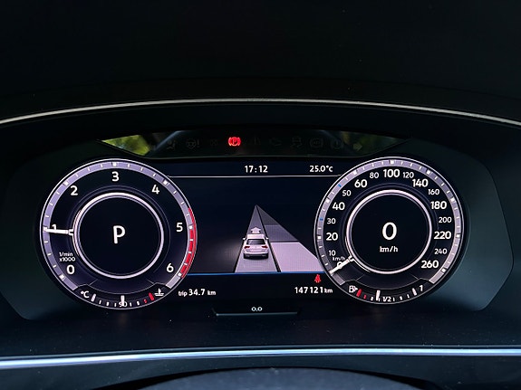 Volkswagen Tiguan 23 of 26