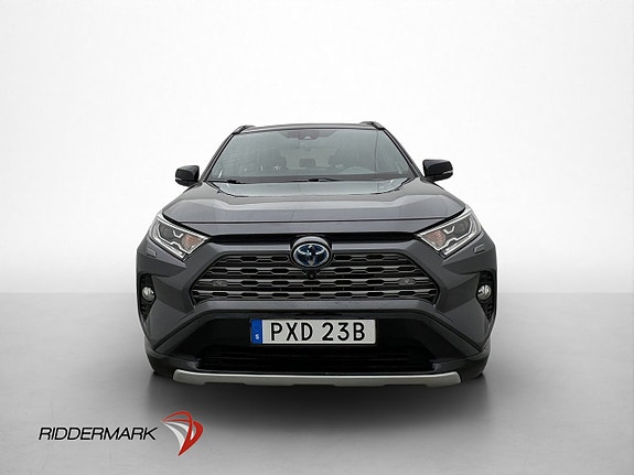 Toyota RAV4 2 of 5