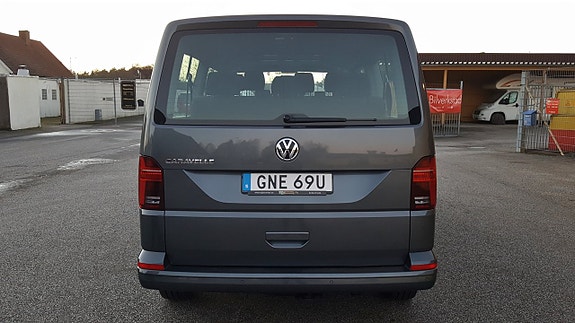 Volkswagen Caravelle 14 of 19