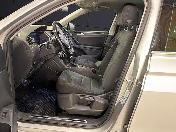 Volkswagen Tiguan 16 of 30