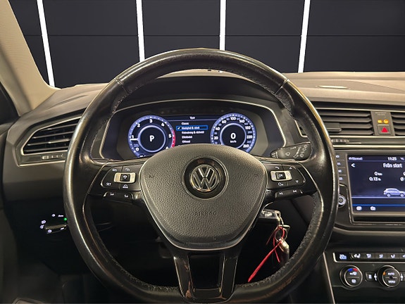 Volkswagen Tiguan 21 of 30