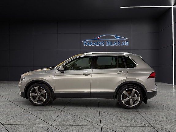 Volkswagen Tiguan 2 of 30