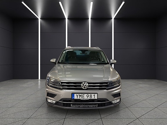 Volkswagen Tiguan 8 of 30