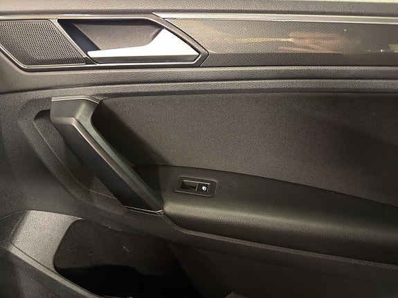 Volkswagen Tiguan 25 of 30