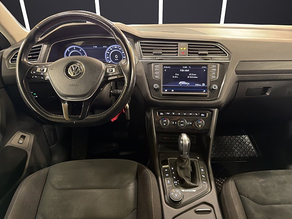 Volkswagen Tiguan 30 of 30