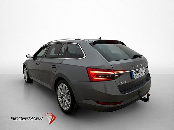Skoda Superb 4 of 5