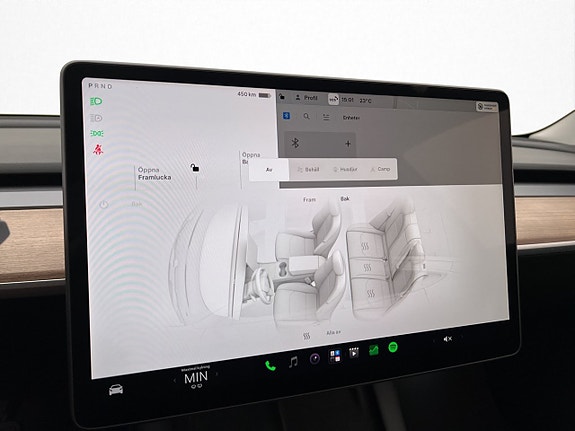 Tesla Model 3 29 of 30