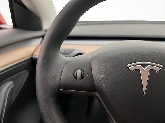 Tesla Model 3 21 of 30