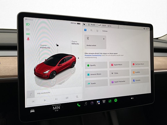 Tesla Model 3 27 of 30