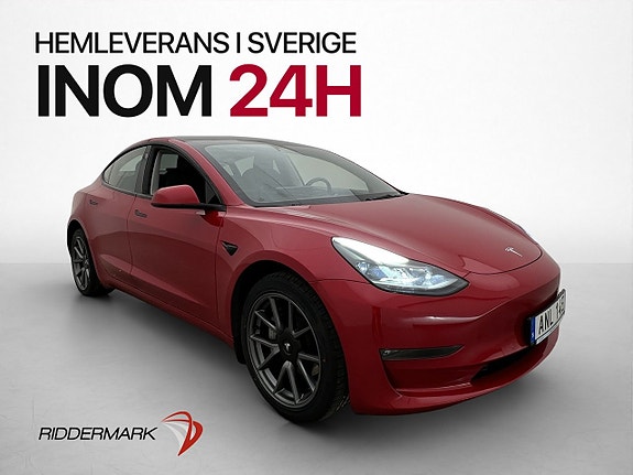 Tesla Model 3 4 of 5