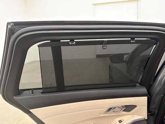 BMW 320 14 of 30