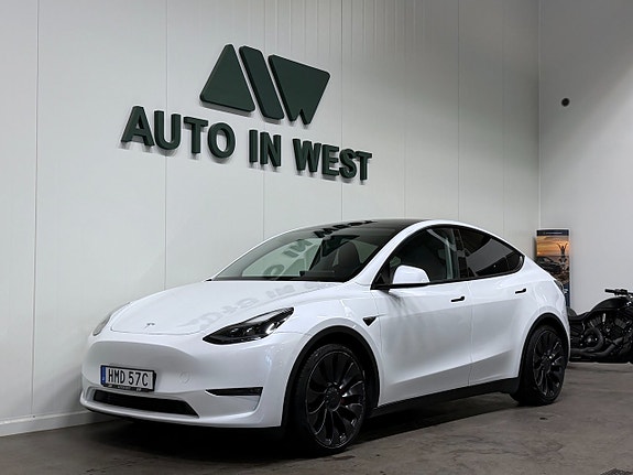 Tesla Model Y 2 of 16