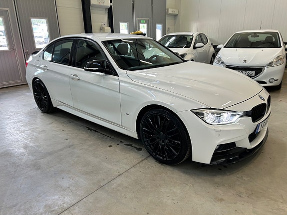 BMW 330e 6 of 18