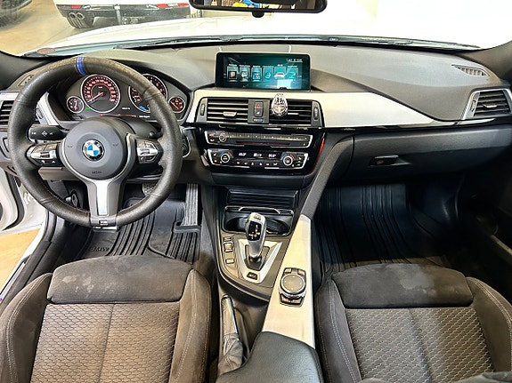 BMW 330e 9 of 18