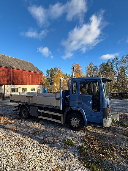 Volvo FL611 2 of 6