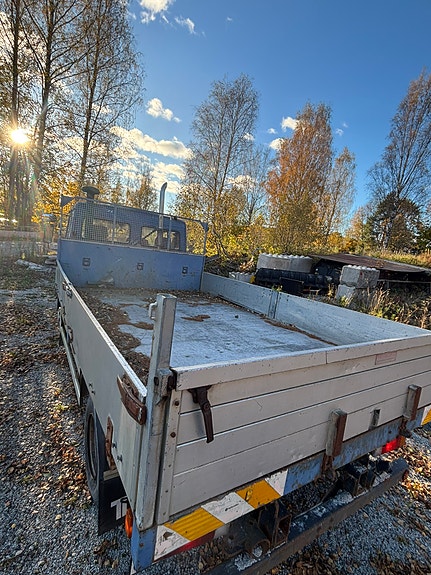 Volvo FL611 4 of 6