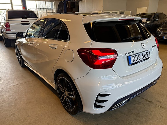 Mercedes-Benz A200 d 5 of 14