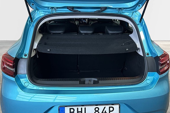 Renault Clio 9 of 14