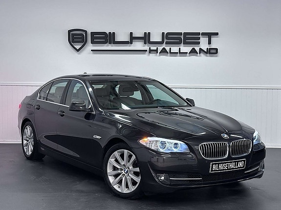 BMW 523i 2 of 5