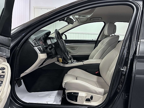 BMW 523i 14 of 27