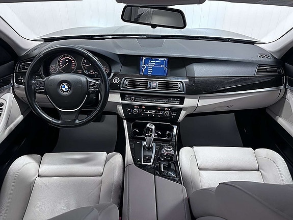 BMW 523i 12 of 27