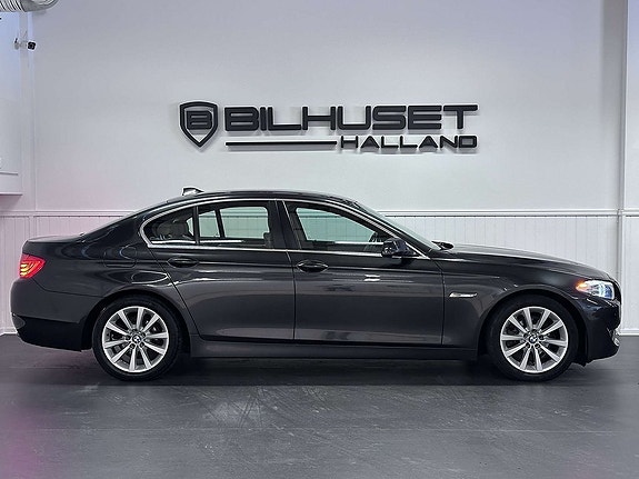 BMW 523i 7 of 27