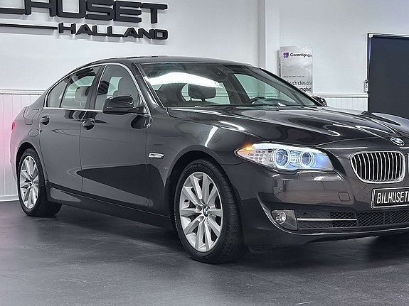 BMW 523i 5 of 5