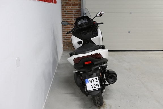 Yamaha Tricity 300 5 of 9