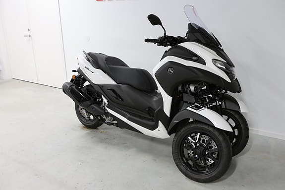 Yamaha Tricity 300 3 of 9