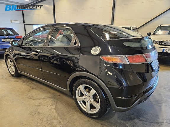 Honda Civic 4 of 5