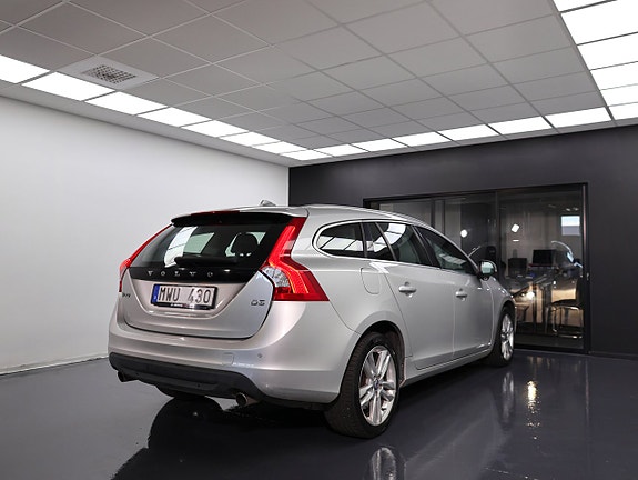Volvo V60 6 of 23