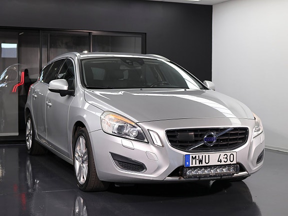 Volvo V60 5 of 5