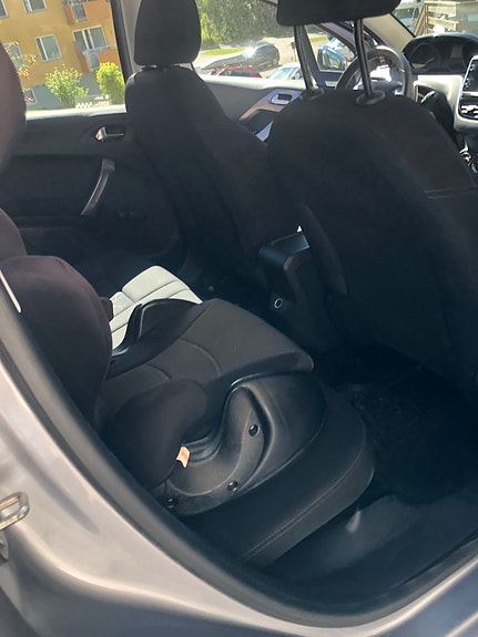 Peugeot 2008 5 of 5