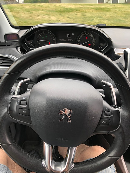 Peugeot 2008 8 of 9
