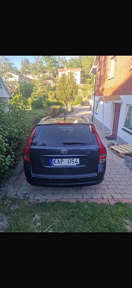 Kia Ceed 2 of 5