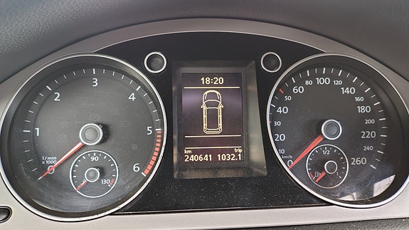 Volkswagen Passat 5 of 5