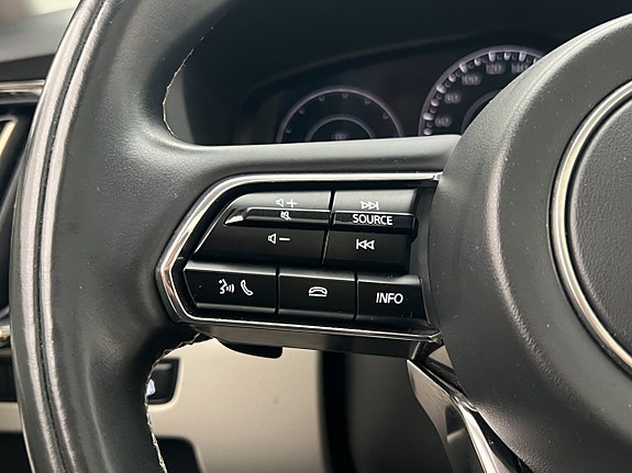 Mazda CX-60 14 of 30