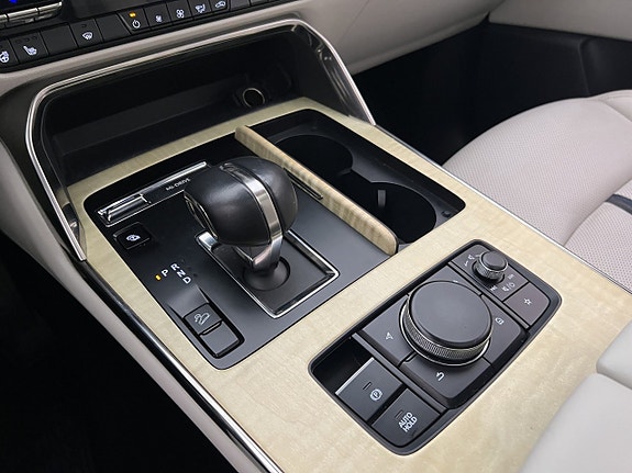 Mazda CX-60 25 of 30