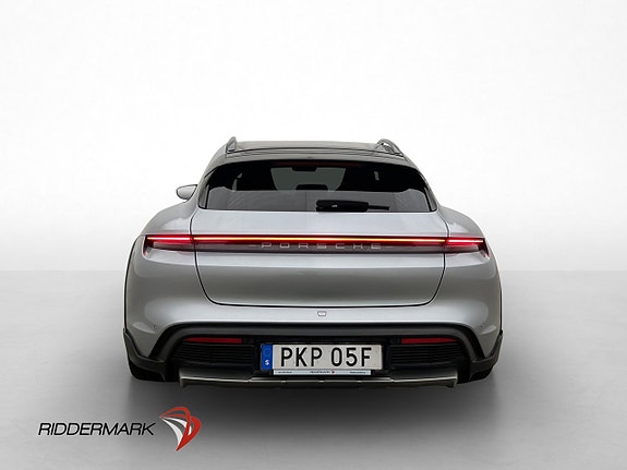 Porsche Taycan 8 of 30