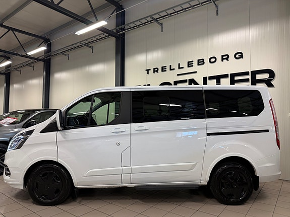 Ford Custom Tourneo 3 of 5