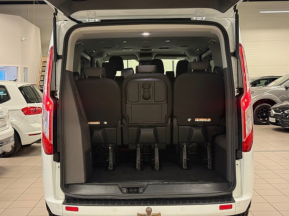 Ford Custom Tourneo 19 of 24
